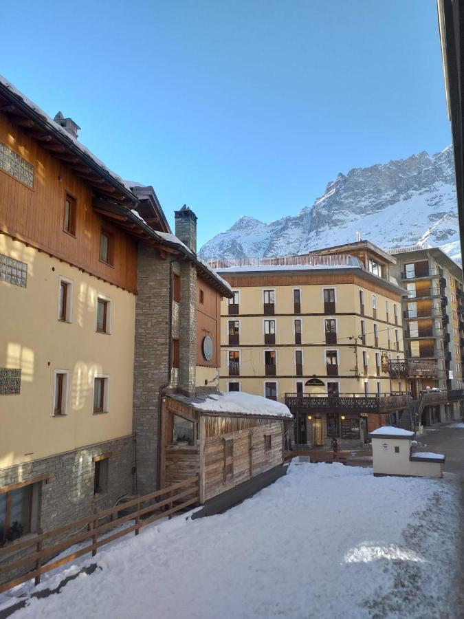 Appartamento Rinnovato Centralissimo A Cervinia Breuil-Cervinia Kültér fotó